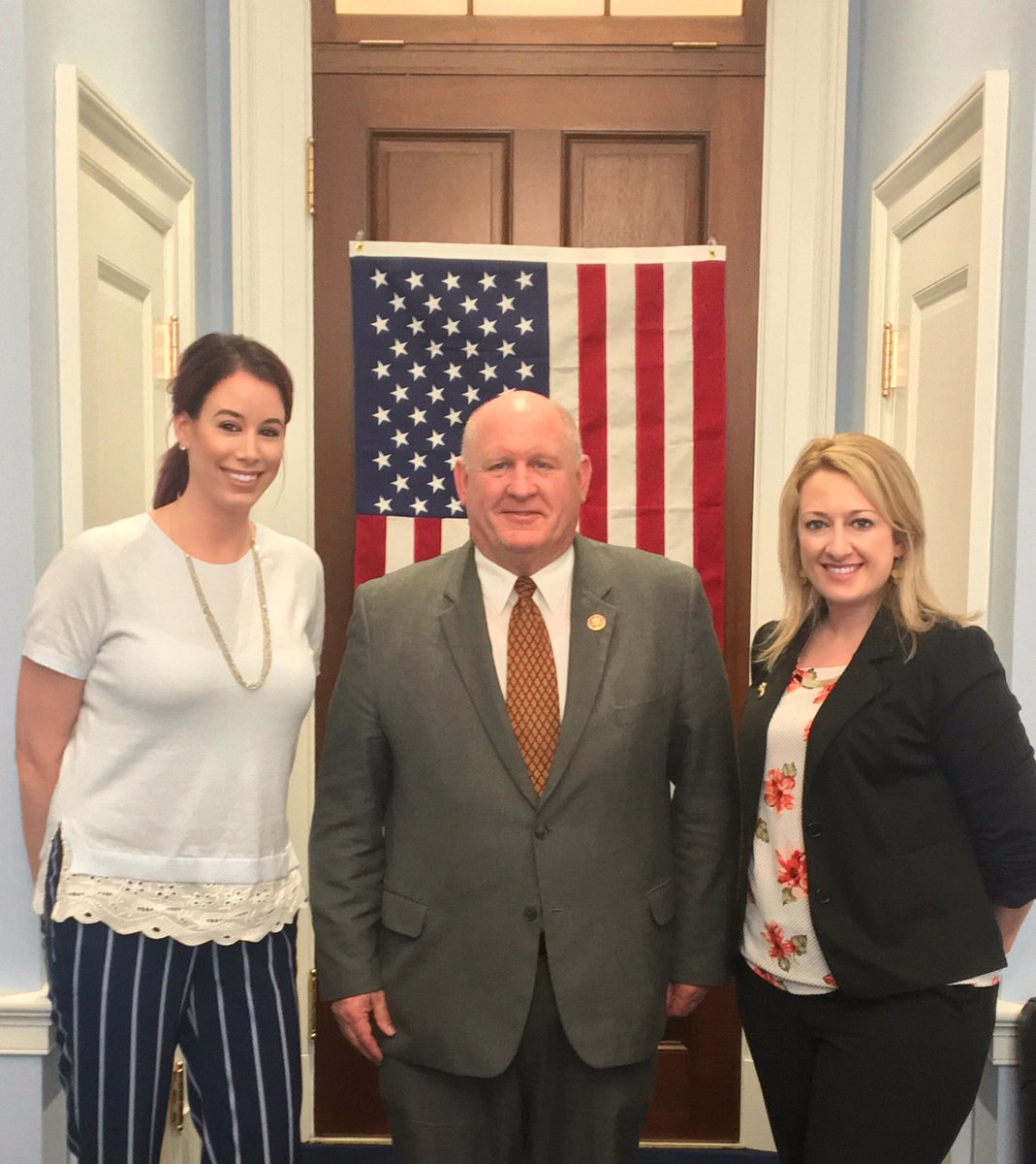 PSRC_tweets's tweet image. Thank you @CongressmanGT for taking time out of your schedule to meet with us!#AARCLobby #BeeathingMatters