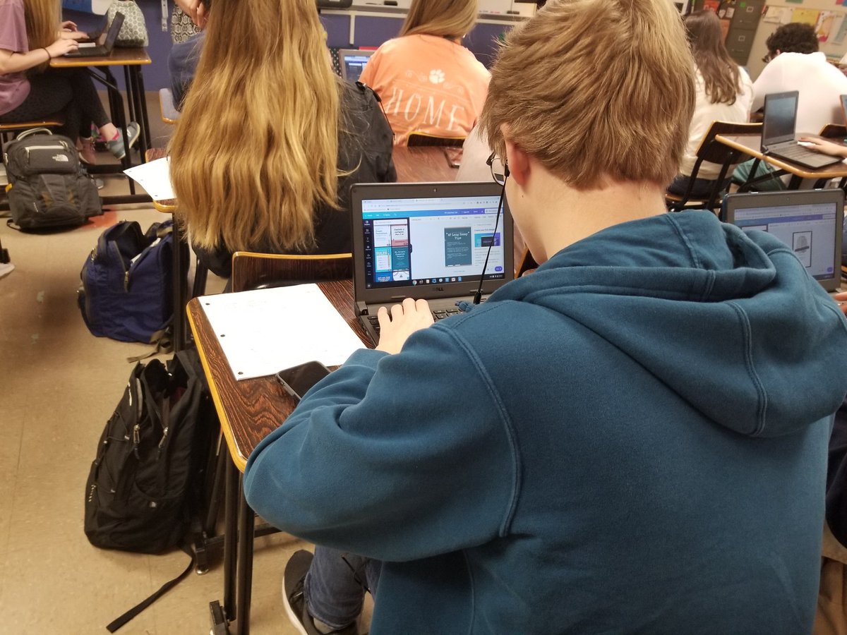 timcushman's tweet photo. The @RsideWarriors are visiting @Mauldin_High to observe the @gcschools Personalized Learning in action. @EdTechGCS #visitGCS https://t.co/r2HoY3J9He