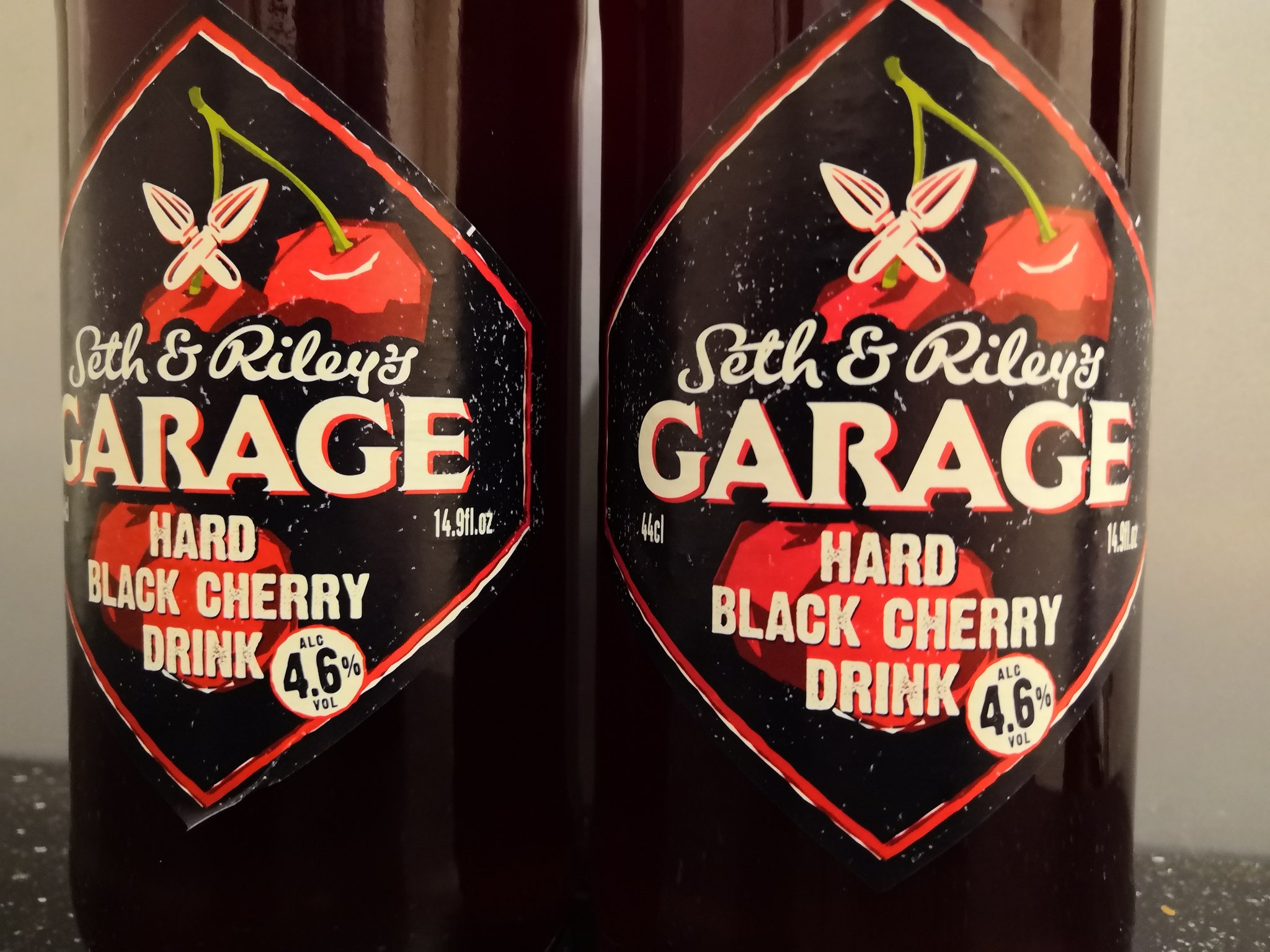 Garage вишня
