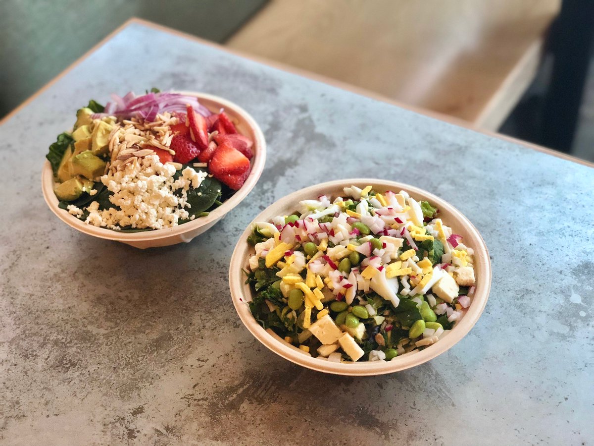 beleafsalad's tweet image. Taste the season with new Spring additions to the #BeLeaf menu: Snap, Crackle, Chop and Poppy of Color, both available now! Learn more: bit.ly/2VvxIiv