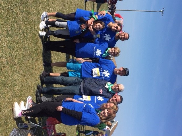 martino_realty's tweet photo. We were so excited to be apart of yesterday’s run for the 13th annual Jigsaw Puzzle Run!🧩
Please visit the link in our bio to donate to EJ Austim Foundation that is near & dear to our hearts.
.
.
.
#ejautismfoundation #jigsawpuzzlerun #autismawareness #autism #4krun https://t.co/gHSe2vgGOw