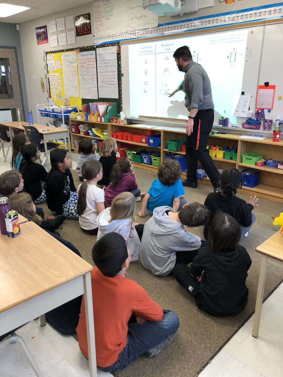 kvincentine's tweet photo. Working with @MrLuch2 as he leads us through some challenging Ratio Tables today! @MrsRellinger #EMLT @HSFlames https://t.co/OX9BQN5HiM