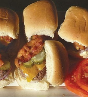 TailgaterMag's tweet photo. The classic burger. Done tiny. Griddled in homage of White Castle, but seasoned up, slathered in horseradish and topped with bacon and sharp cheddar. Yowsa.
https://t.co/sI7E9dgUZ5
#burger #tailgating #bbq #charcoal #grill #slider #bacon #griddle #grilling #tinyburger #beef https://t.co/2fbBQ4TAm6