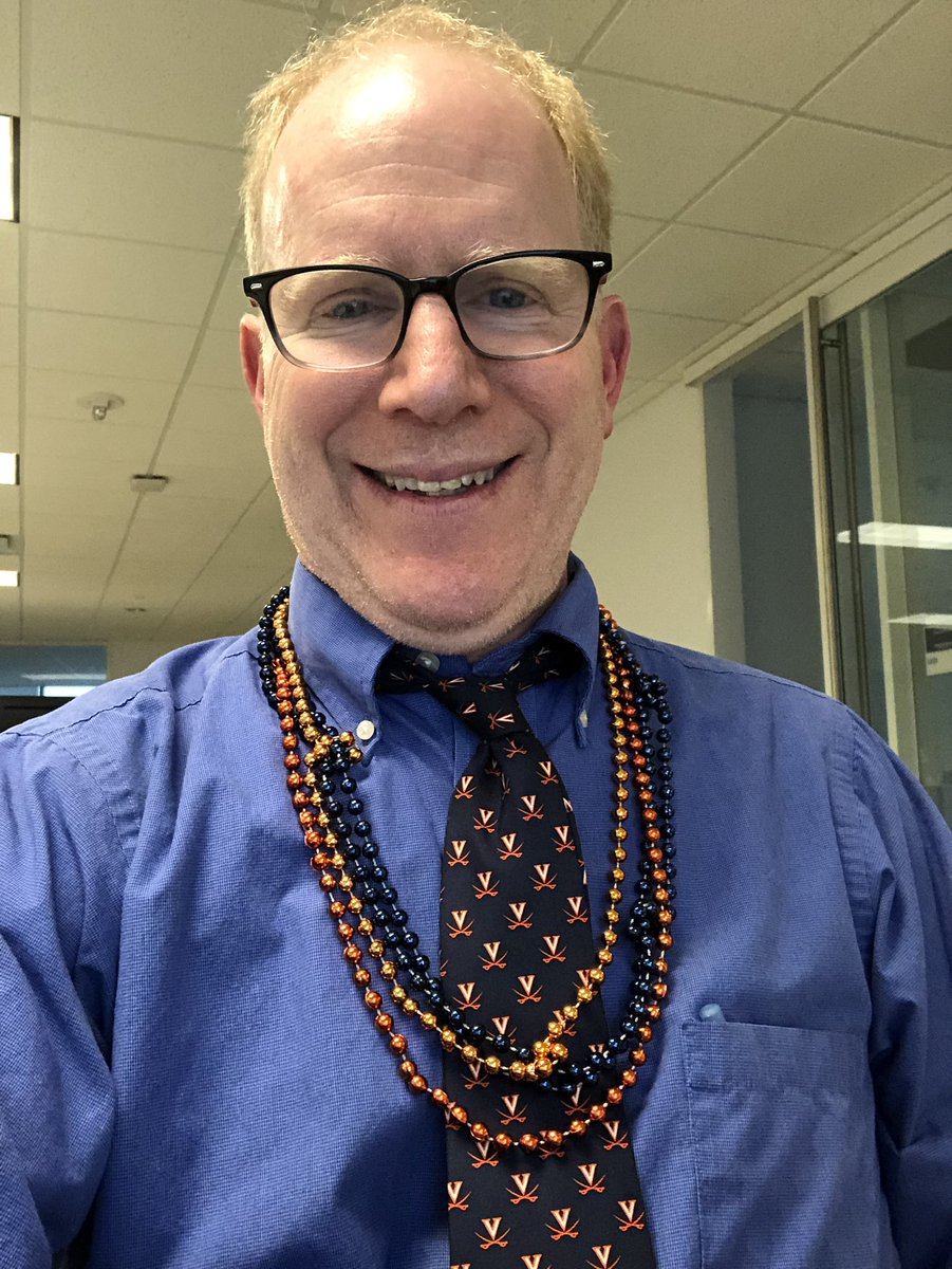 ImAdamB's tweet photo. Too subtle at work? So proud of our Hoos @UVA @UVA_Alumni @UVAMensHoops https://t.co/klagz321Pu