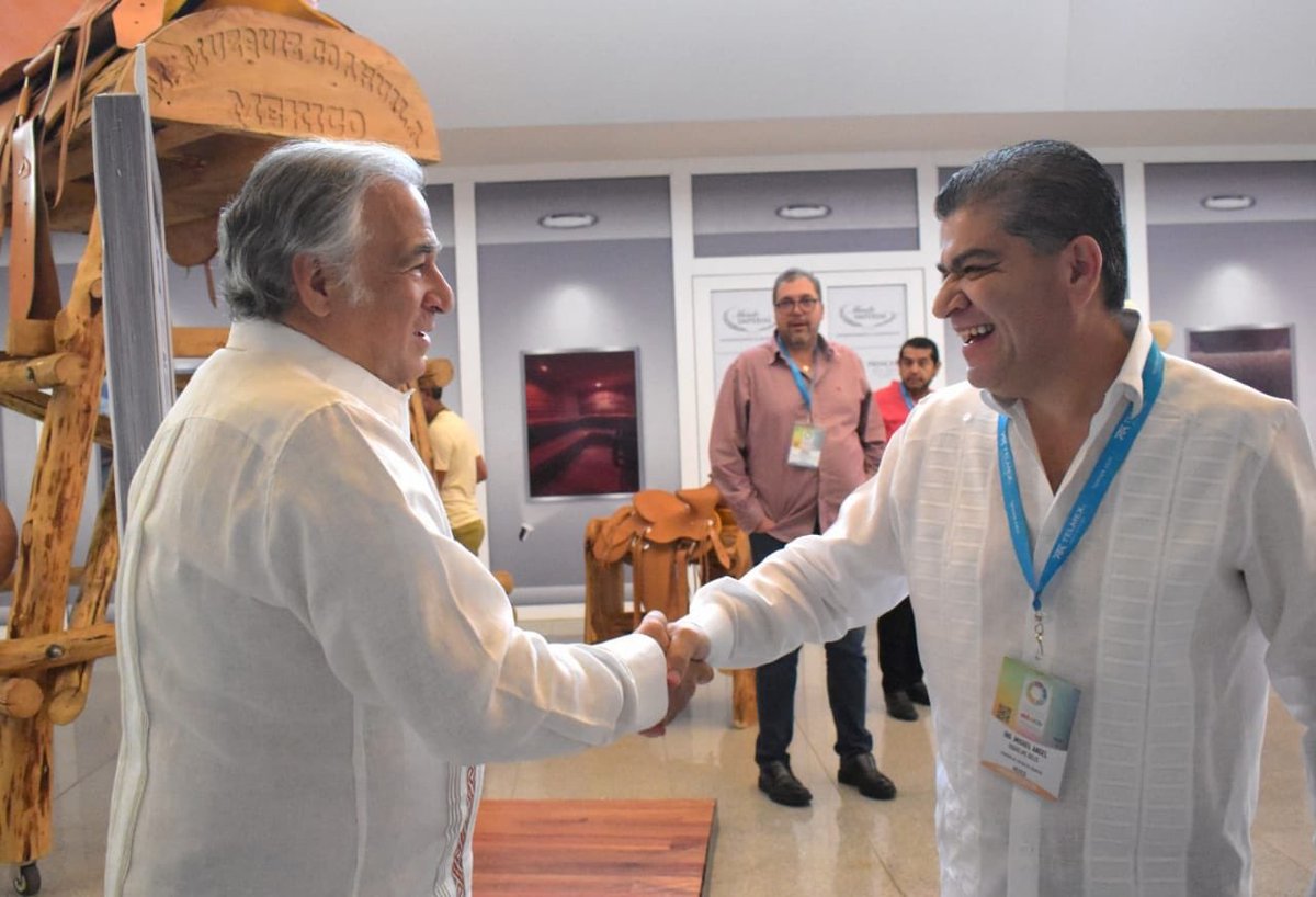 mrikelme's tweet photo. En compañía del Secretario de Turismo @TorrucoTurismo, visité el Tianguis Turístico en Acapulco, donde el Stand de Coahuila recibió la certificación BIOSPHERE, colocándonos como un estado pionero en turismo sustentable a nivel internacional. #EstoEsCoahuila https://t.co/okH4ier7Ey