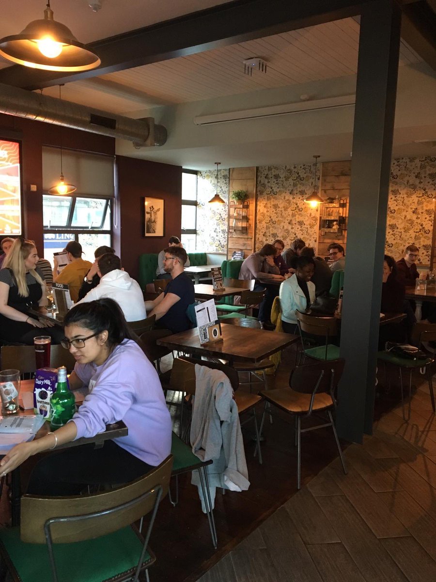 UoL International Relations tweet media