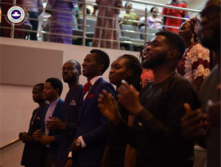 rccgtgsp's tweet photo. April Thanksgiving, The Good Shepherd's Pasture..
#aprilthanksgiving #firstsunday #eaadeboye #adejibodu #gbengaolanlokun #happyfamily #happypeople #happychurch https://t.co/9b6vfWkjxc
