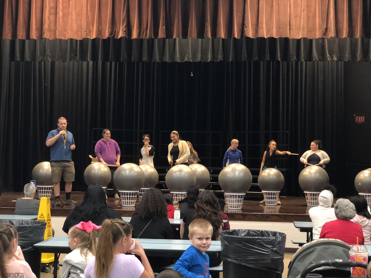jeffersonlibra3's tweet photo. Drums Alive!🥁 my favorite part was seeing their smiles. So much fun! https://t.co/kQZFLAjdO1