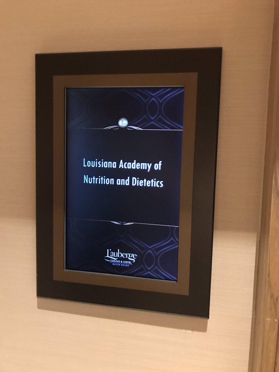 JohnApolzan's tweet photo. Keynote at LAND2019 this morning.  Talked about diet vs exercise effects on cardiometabolic health 
#obesity #nutrition #PhysicalActivity #LAND2019 https://t.co/jMFUEymZ37