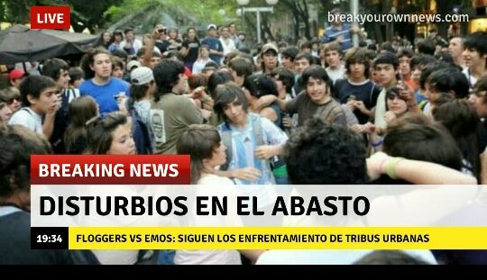 AbyBangtanholik's tweet photo. •Au Taekook•

"Chupines y My Chemical Romance"

Tae flogger. 
JK emo.
La pelea en el Abasto sale mal y los líderes de las tribus urbanas terminan en una fuerte pelea por conquistar el corazón del otro.

#taekookau #namjin #yoonmin https://t.co/UAP0Nnh3kq