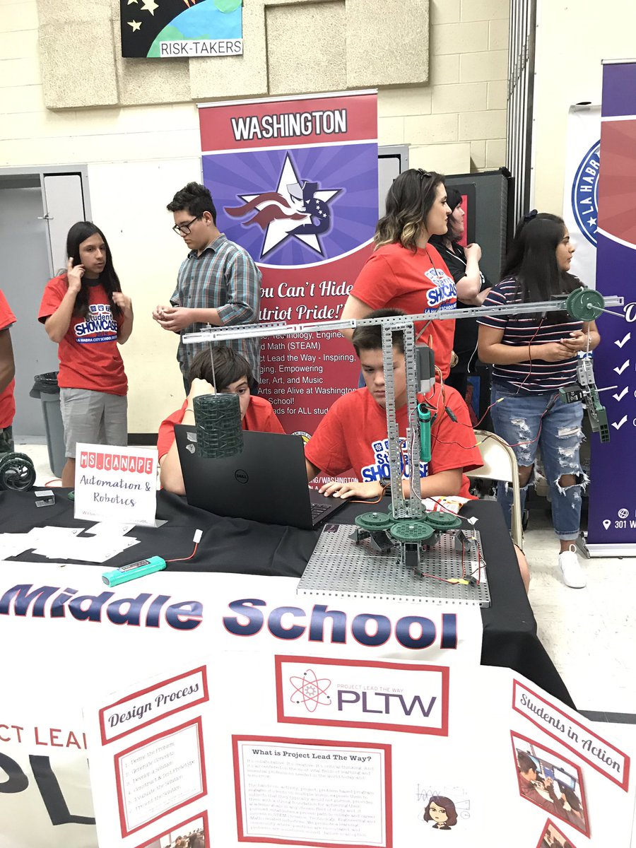 WMSPatriots's tweet photo. WMS PLTW @ LHCSD Tech Showcase #PLTW #WMSPatriots #LHCSD https://t.co/NxwKB8BZPB