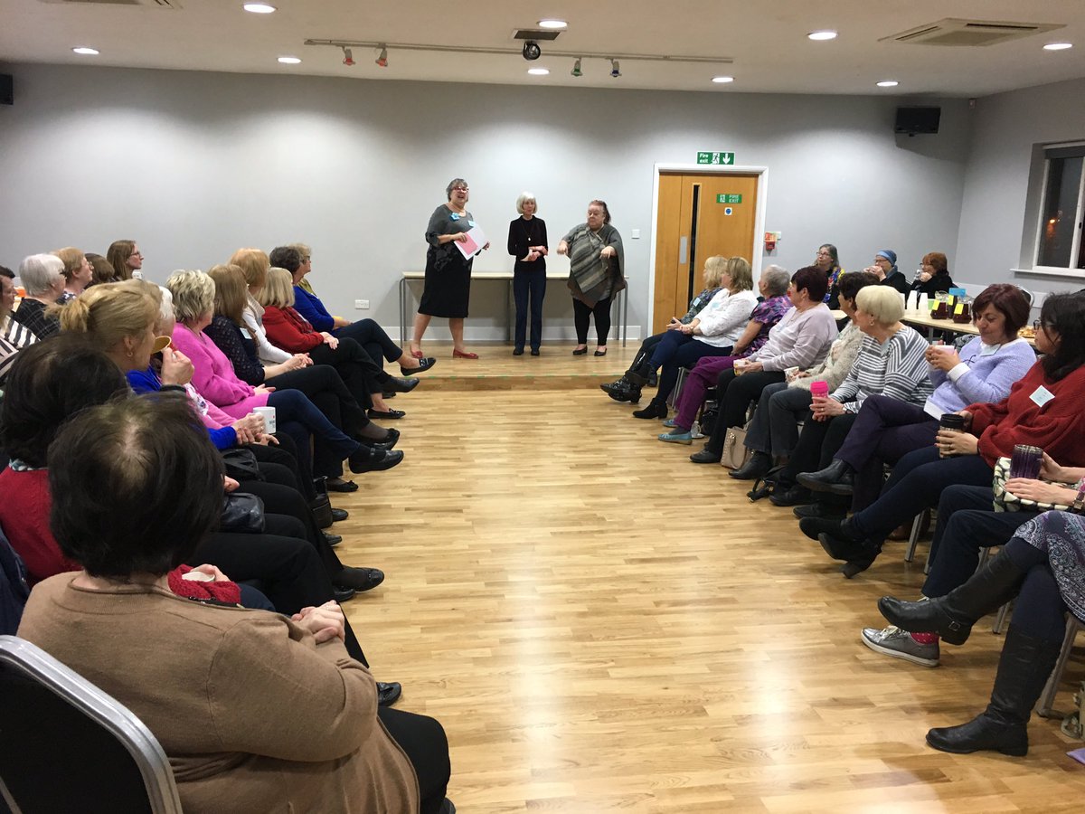 FieldDamesWI's tweet photo. @EnfieldWomen We are so pleased to have awarded you a cheque for a staggering £2900, raised through our fundraising events during 2018/19. This money was raised to help Enfield Women living in poverty, fear or isolation. We can’t wait to hear how this money is used! 😊😊 https://t.co/bGaijVuUK2