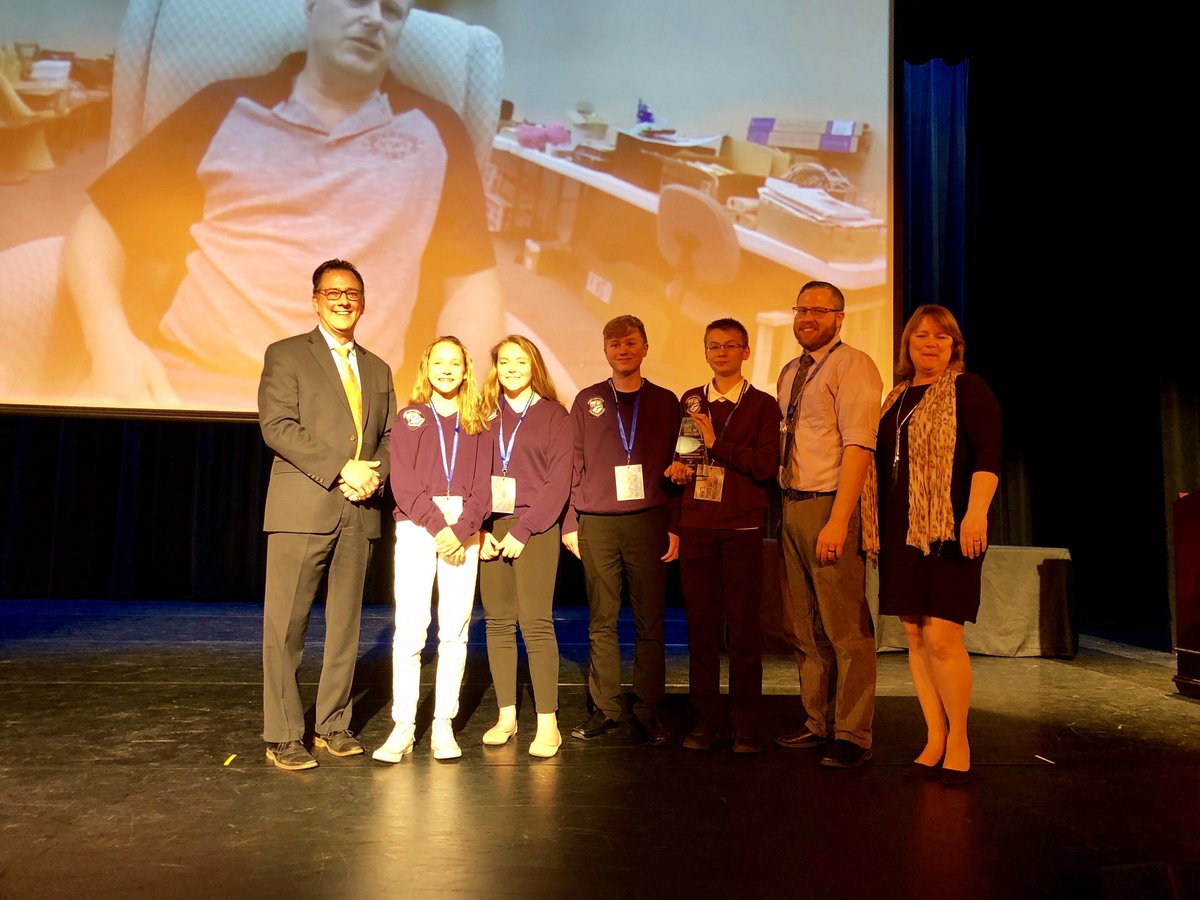 The award for #WSCMNE Outstanding Outreach Plan is up next. And the award goes to... Wallenpaupack Intermediate School!  Nicely done, team! 

Their manufacturing partner was New Wave Custom Woodworking.