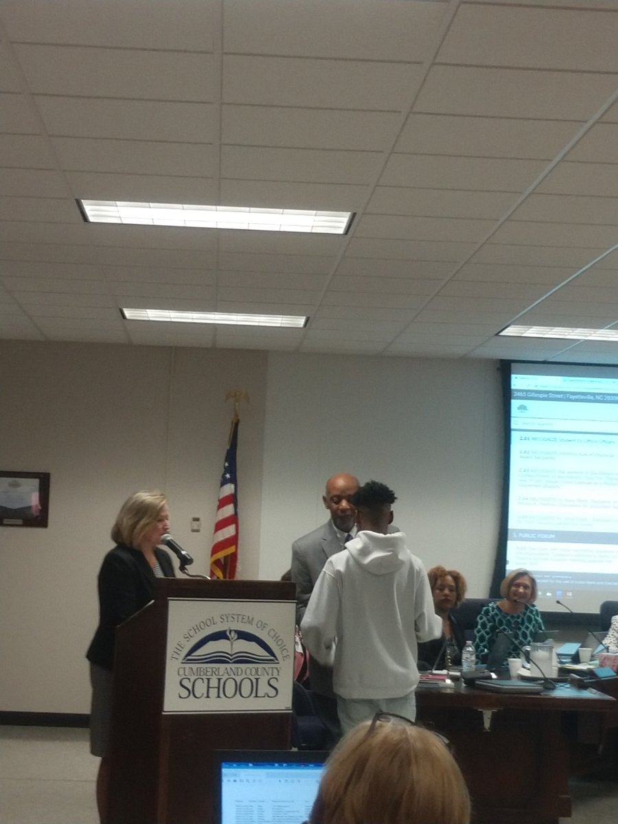 SandidgeTanya's tweet photo. @CumberlandCoSch was great to see Dr. Connelly attend the Board meeting tonight#cumberlandstrong. https://t.co/5x2tNBPfYT