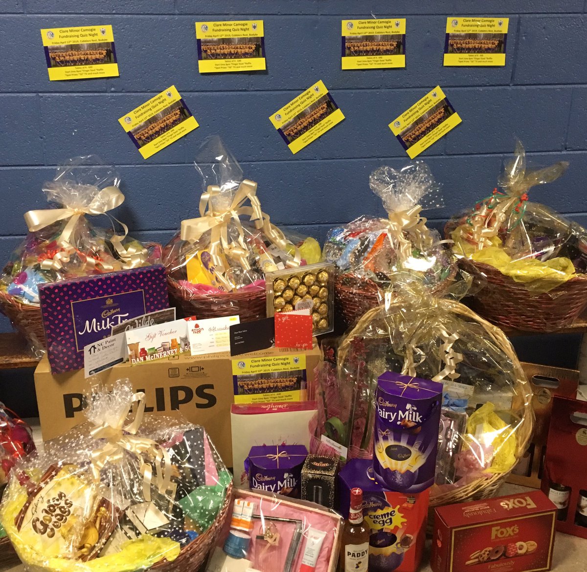 ClareCamogie's tweet photo. Clare Minor Camogie Fundraising Quiz
Fri 12th April, 8pm
Cobblers Rest Bodyke
Table of 4 €40
Finger food on the night. Great prizes! 
Please support. https://t.co/0wpXCyNeN8