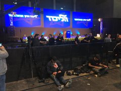 View image on Twitter