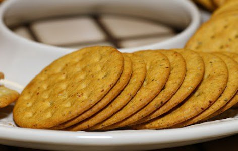 WorldEatsPSA's tweet photo. Check out the crackers that are for the price of 25.99! They are buttery, melt-in-your-mouth crackers that are sure to satisfy your cravings.
#WorldEats #VEI #Snackbox
@VEInternational
https://t.co/QTBtSR1TDg https://t.co/2HOpKovq6T