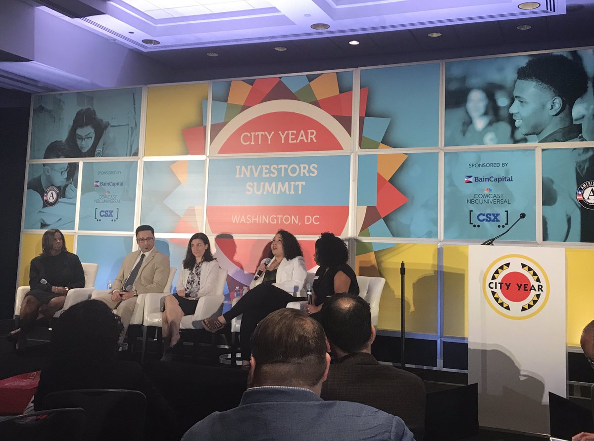 Melissa_McGann's tweet image. “If students have a sense of belonging they will be more willing to work hard and succeed” Maribeth Kinnick 8th grade teacher Rogers Street Academy, Milwaukee #CYinvests