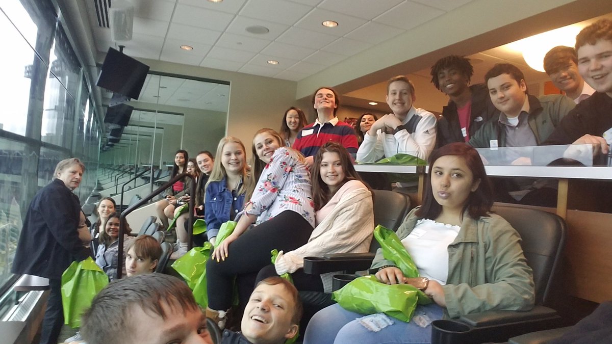 PrebleCulinary's tweet photo. ProStart Career Expo @LambeauField @GBPreble @AvidGbaps #facesofgbaps https://t.co/9TpjLqTtCV