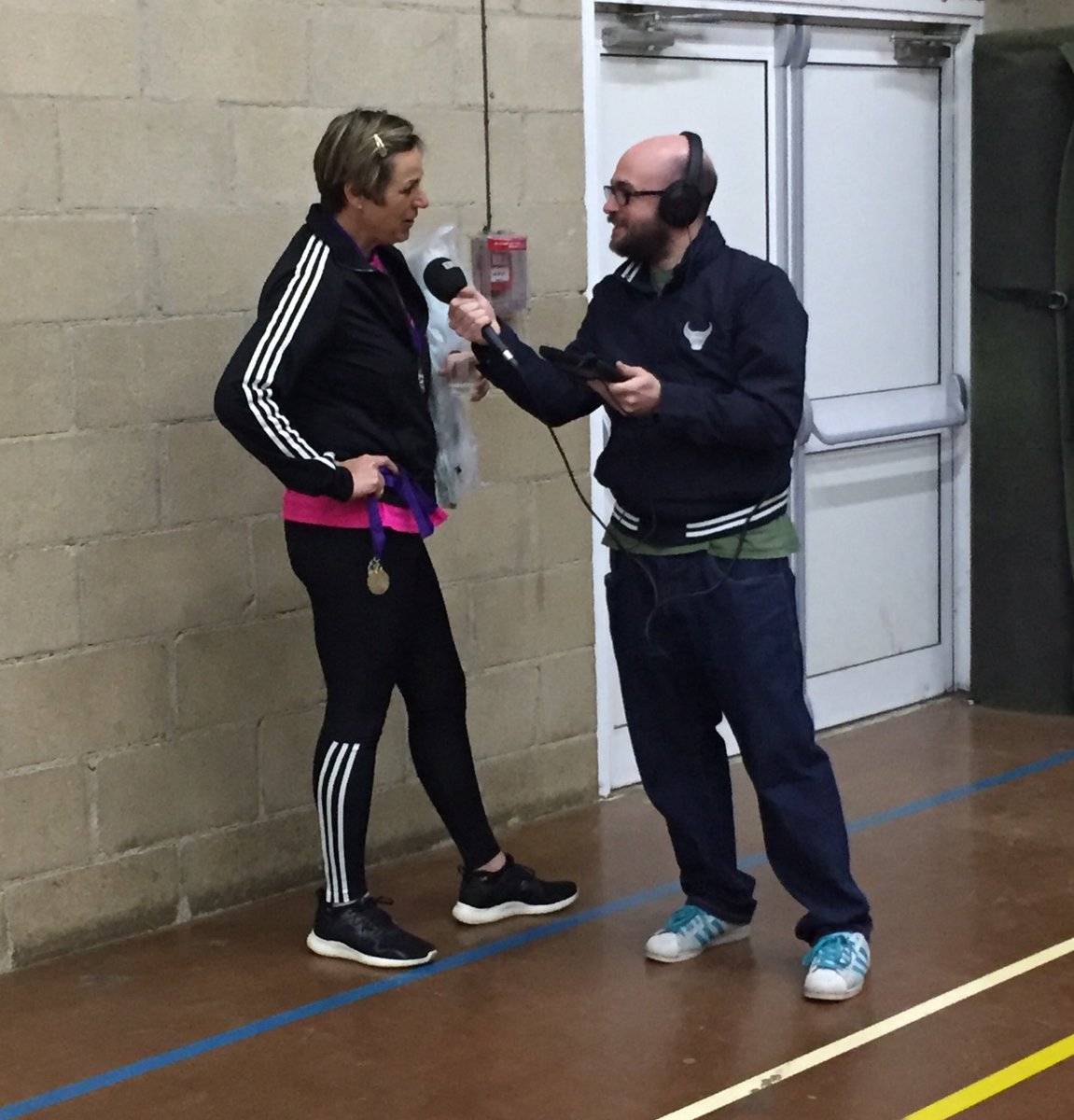 Massive well done to both teams tonight!! 🏏👏🏼

Great game of cricket but congratulations to <a href="/thamecricket/">Thame Town Cricket Club</a> who take home the Women’s Indoor Division 2 Title! 🏆🏏👌🏼

Thank you to <a href="/BBCOxford/">BBC Oxfordshire</a> for their live coverage of the final!

#womenscricket #indoorfinals #sportsnight