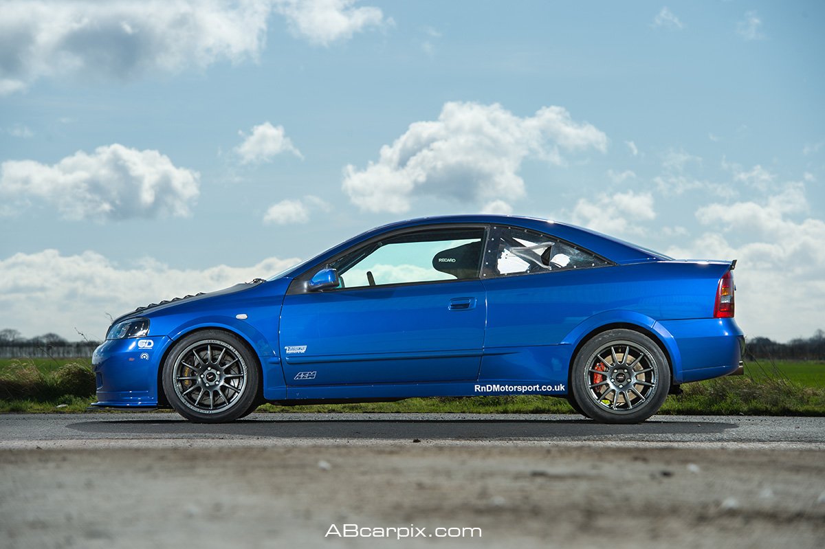 DanFurr's tweet photo. When the chips were down, Dan Robson kept going. The result is his 626bhp mid-engined #Astra, an @888Official coupe powered by a #Vectra #VXR 2.8 V6. Read about this blue belter in the new issue @PerformanceVaux. The magazine is IN STORES NOW! 🏁 Stockists https://t.co/Gmh1yRTu4y https://t.co/XRpspSmp1Z