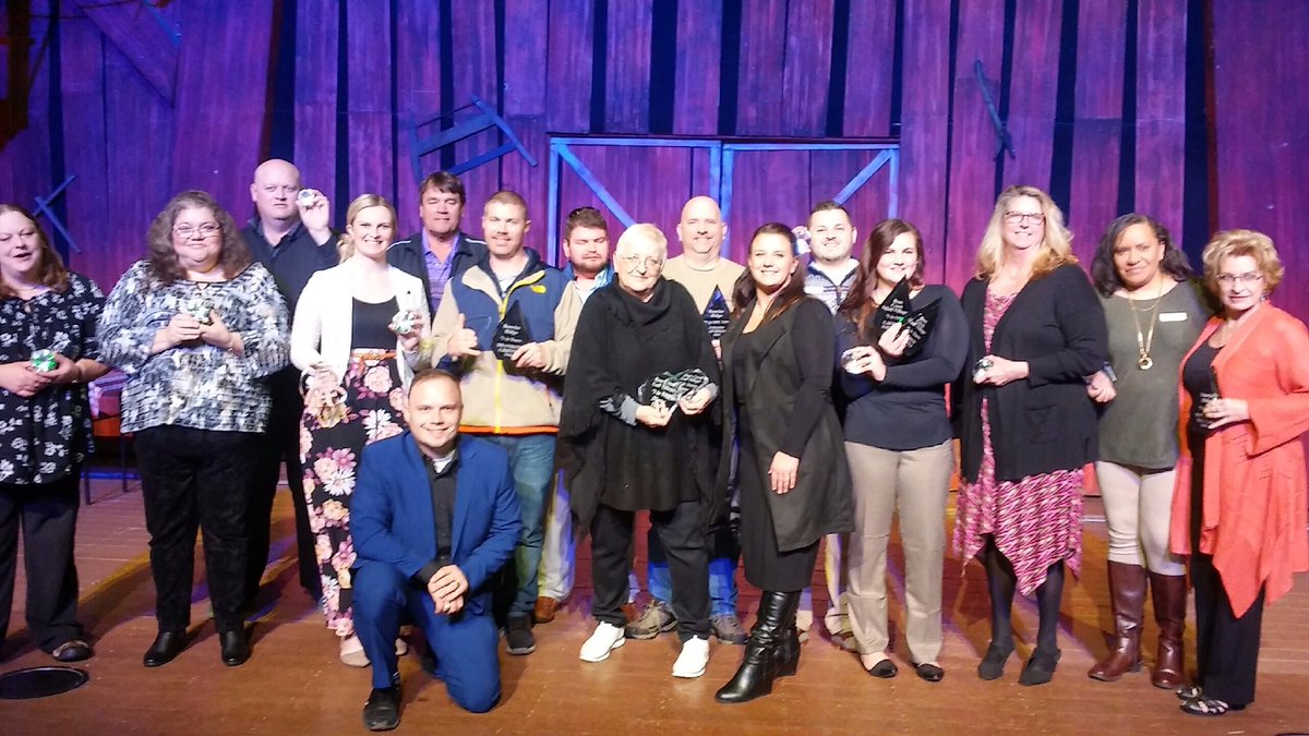 BxGguy2020's tweet photo. Fun in @My_PigeonForge as @FamilymanLL & his βSunRise Resortsβ marketing team won the @diamondresorts belt! Such mature teams like our own @CaddyDaddy13 & Hawaii now passing this honor to Piedmont #OneTeamTN family. Join in on success @DiamondCareers #DrivingIntentionalCulture https://t.co/TMDbGm6VkK