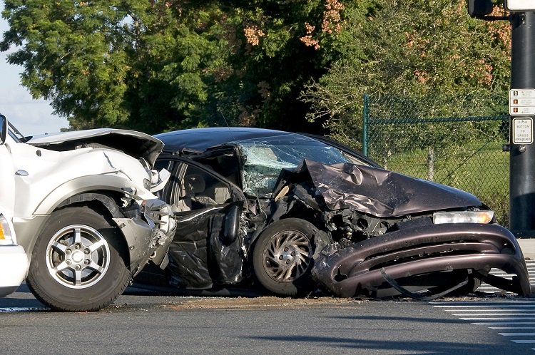 Side Impact Auto Accidents Are Costly

#SimpsonLaw #AutoAccident #SideImpact

bit.ly/2VzJmbZ