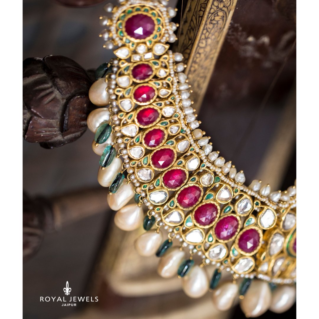 Have you ever wondered why Jadau Jewellery is the most essential part of the bridal trousseau? Comment your answers! #TheWorldOfJadau #TheBridalSaga #GreatIndianWeddings #BigFatIndianWeddings #LuxeLife #LuxuryJewellery #IndianBride #RoyalJewels #BridalSaga #RoyalWeddings