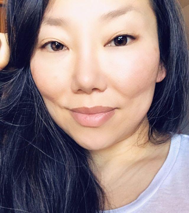 I've overcome many addictions. Addiction to food, drugs, crack, cocaine. I even smoked cigarettes for 17 years.
.
I quit them all.
.
But hands down extricating myself from toxic, emotionally abusive relationships is one of the most difficult things I've … bit.ly/2IlRV6F