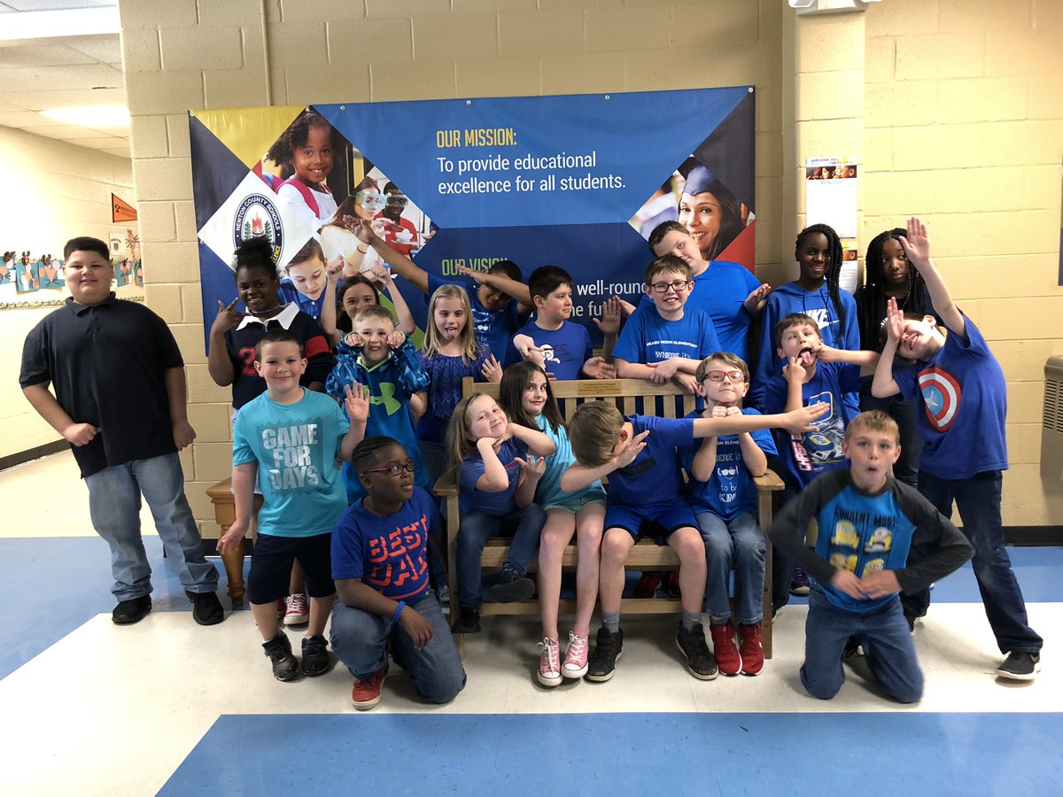 HMES teachers and students wearing blue to raise awareness for World Autism Awareness Day! <a href="/HeardMixon/">Heard-Mixon</a> @Ramsey_BrookeN #NCSSBeTheBest #ourabilitiesoutweighourdisabilities #WorldAutismAwarenessDay #lightitupblue
