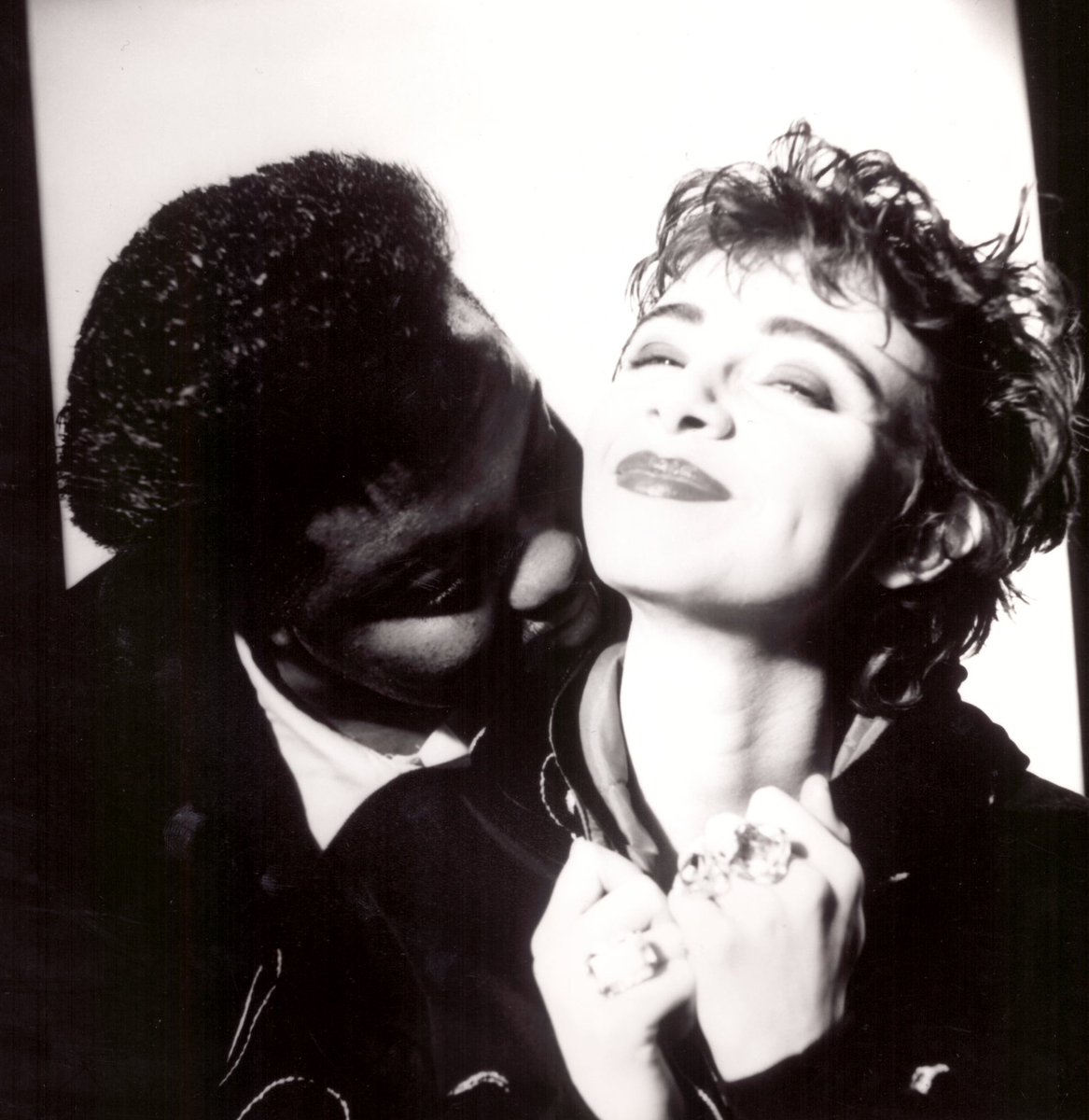 cathydennis's tweet image. 30 years..!! #dmob #cmonandgetmylove