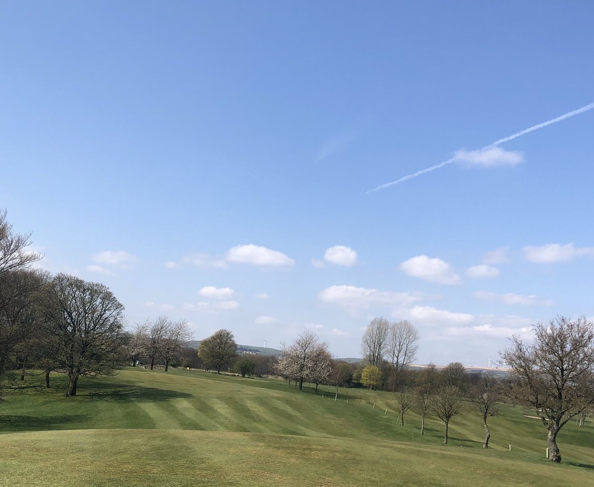 Fantastic to meet with Zoe &amp; Carina earlier from Heywood Autism &amp; SEN support. We’re very excited to be offering Autism friendly golf sessions every Saturday 3pm - 4pm. Sessions are designed to be informal &amp; offer a relaxed atmosphere ⛳️ Sessions are completely free of charge 🏌️‍♀️