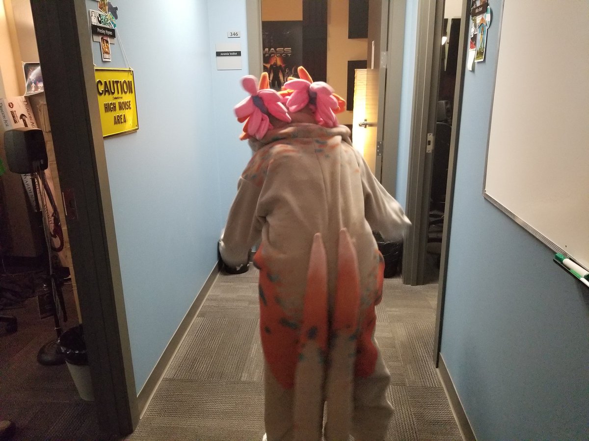 PHrequencies's tweet photo. Hi I'm a grabbit https://t.co/7LJ5WKQf0i