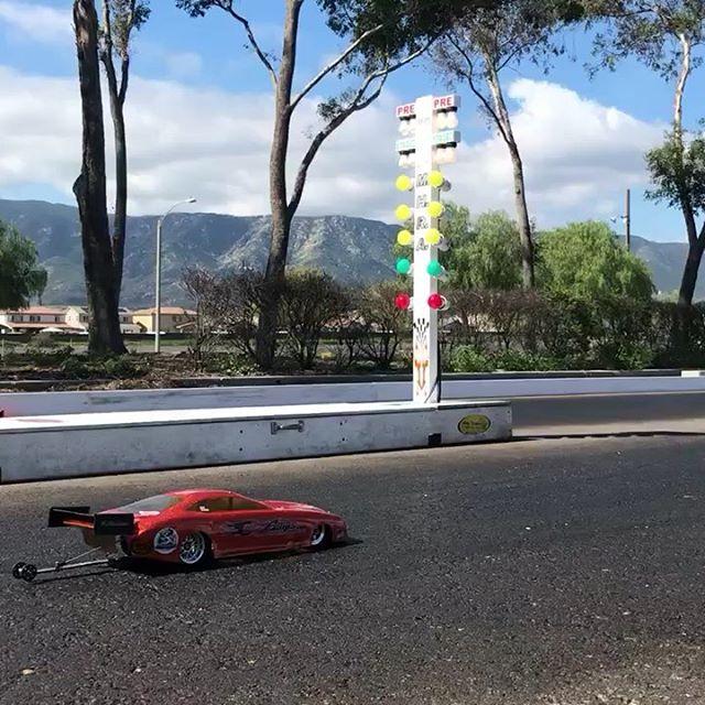 TimSmithRacing's tweet photo. And, she gone!
#MaxAmps #MKSservo #TekinRacing #CowRC  #MIP #Graupner #TSRspeedshopRCpodcast #1cellworld Watch #Instavideo:https://t.co/11zgQjaebk https://t.co/MfLnlzojvP