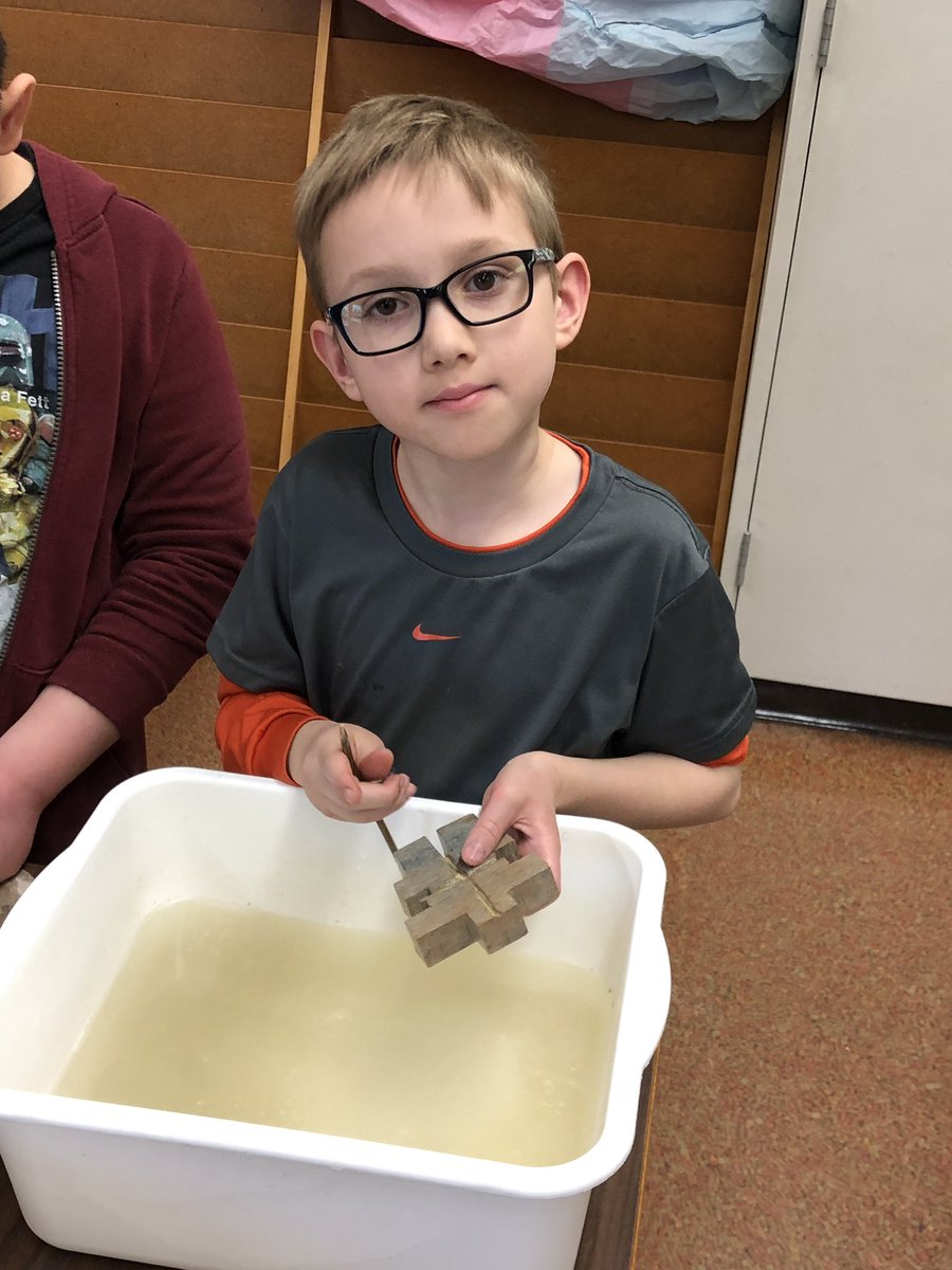wbfschool's tweet image. Our grade 2’s had so much fun doing Soapstone carving today!
@eips #inschoolfieldtrip #learningrocks