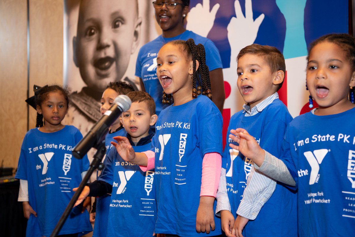 RIKidsCount's tweet photo. 🎵Here are pictures of the Pre-K singers from Heritage Park YMCA Early Learning Center / @ReadyToLearnPVD ! 🎶A HUGE thank you to the teachers and students for bringing such joy to our event! 🎵

#RIFactbook #PreK https://t.co/9gVhlVrTKt
