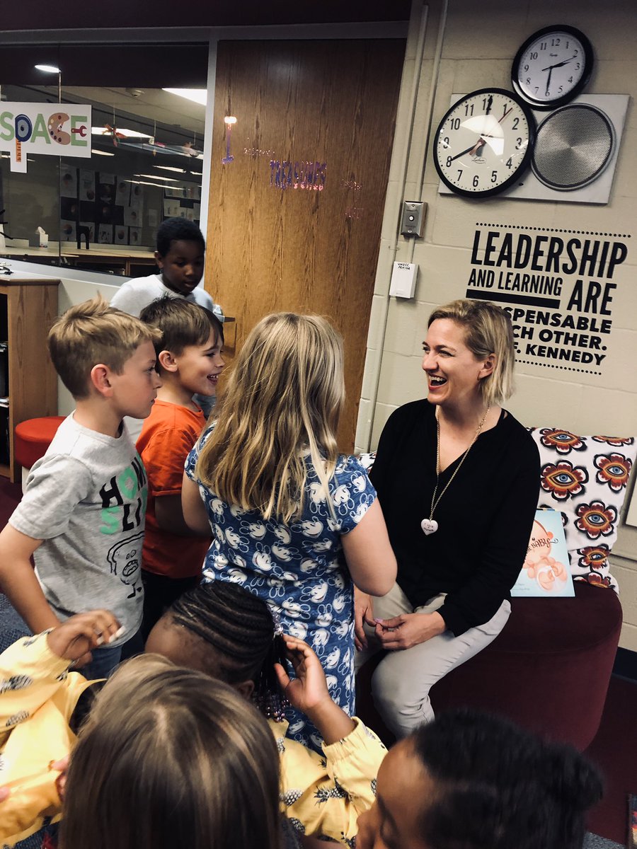 OurLoudLibrary's tweet image. Our first author visit was a success! @bridgetheos lived up to all the hype we built around her! #whatwedo #phlibraries @Chinn_Panthers