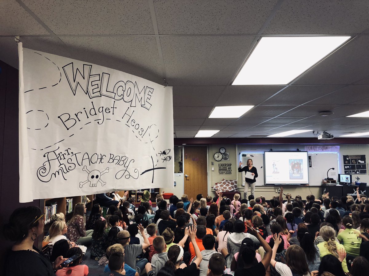 OurLoudLibrary's tweet image. Our first author visit was a success! @bridgetheos lived up to all the hype we built around her! #whatwedo #phlibraries @Chinn_Panthers