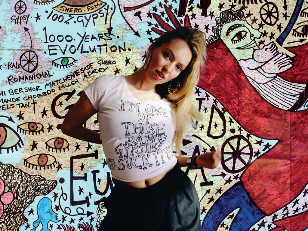 punchland's tweet photo. Riah Knight Combines Music &amp; Activism on New Single https://t.co/11NdXqd6RN https://t.co/94e2PlSaVQ