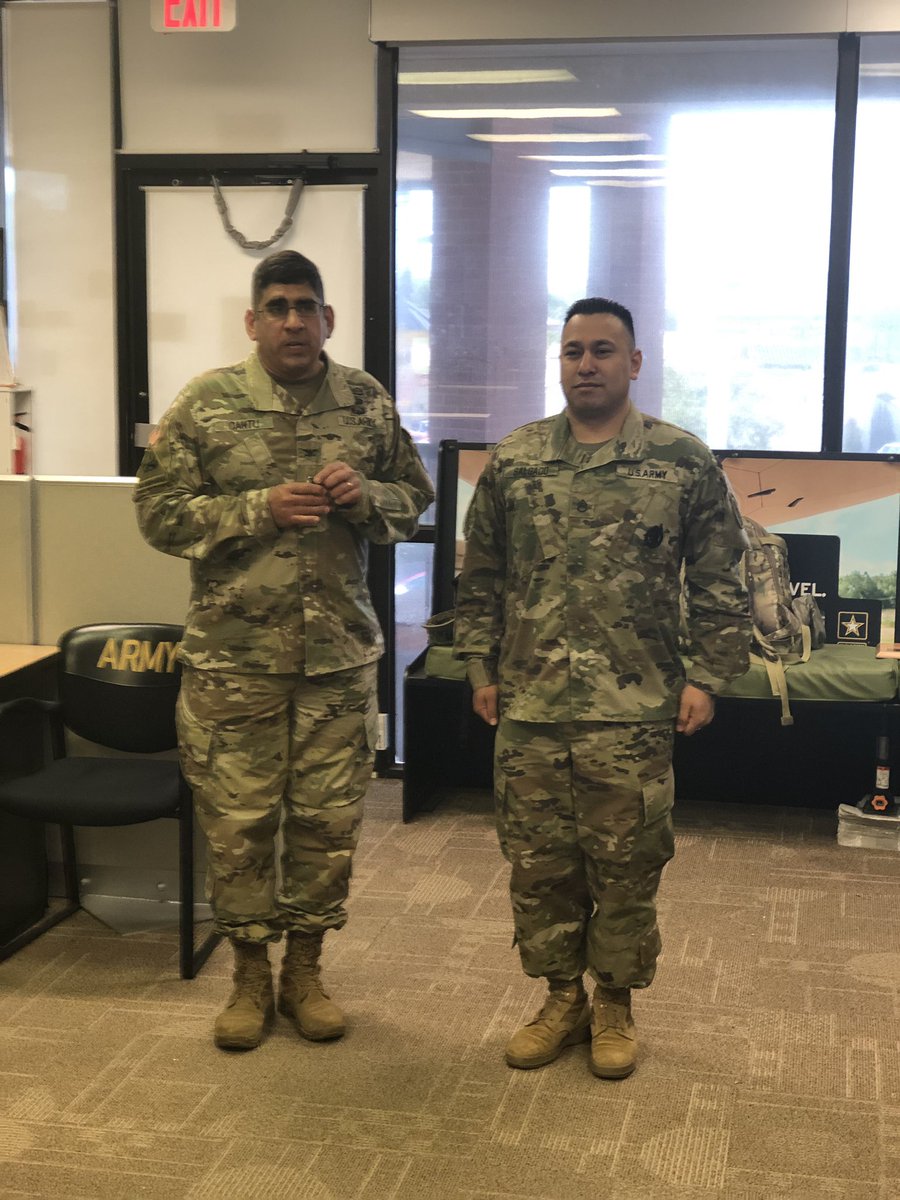 ArmyCompany's tweet image. SSG Salgado was recognized by BDE CDR, COL Cantu, for significantly exceeding expectations! He isn’t done yet! All In💪👊💥@USARDallasBNCDR @CSM_Dallas @SouksavanhKham3 @ArmySherman