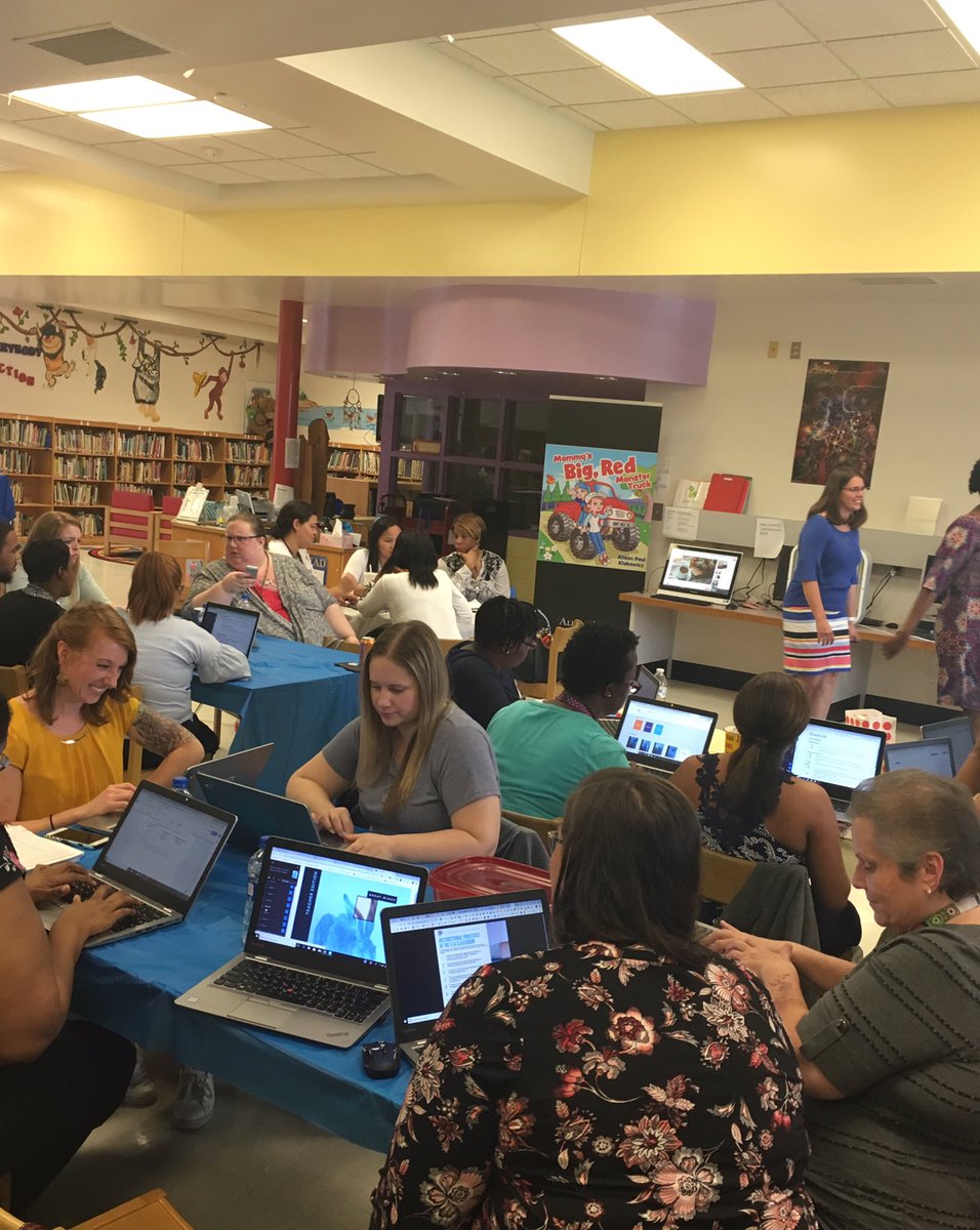GlendaleRocks's tweet image. Collaborating with others to develop strategies for successful implementation of ELA instruction #litnccs