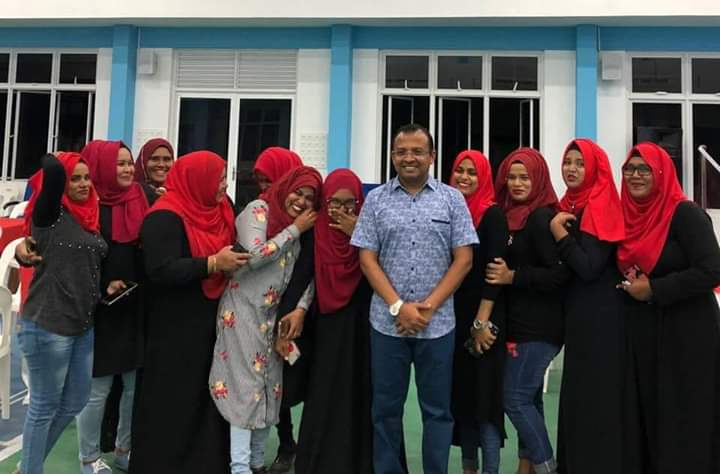 mufydhu's tweet photo. Alhamdulillah!
        Hard work pays off! A well deserved win! Record akaa eku mifaharu Thimarafushi Dhaairaa ge ran gondi Mp Abdulla Riyaz kaamiyaabu kurumee Dhaairaa ge Rayyithun Dhaairaa ge kurimagu binaa kohdheyne kamuge signal eh
   @riyazabdulla
   Congratulations https://t.co/fixQpFLBwk