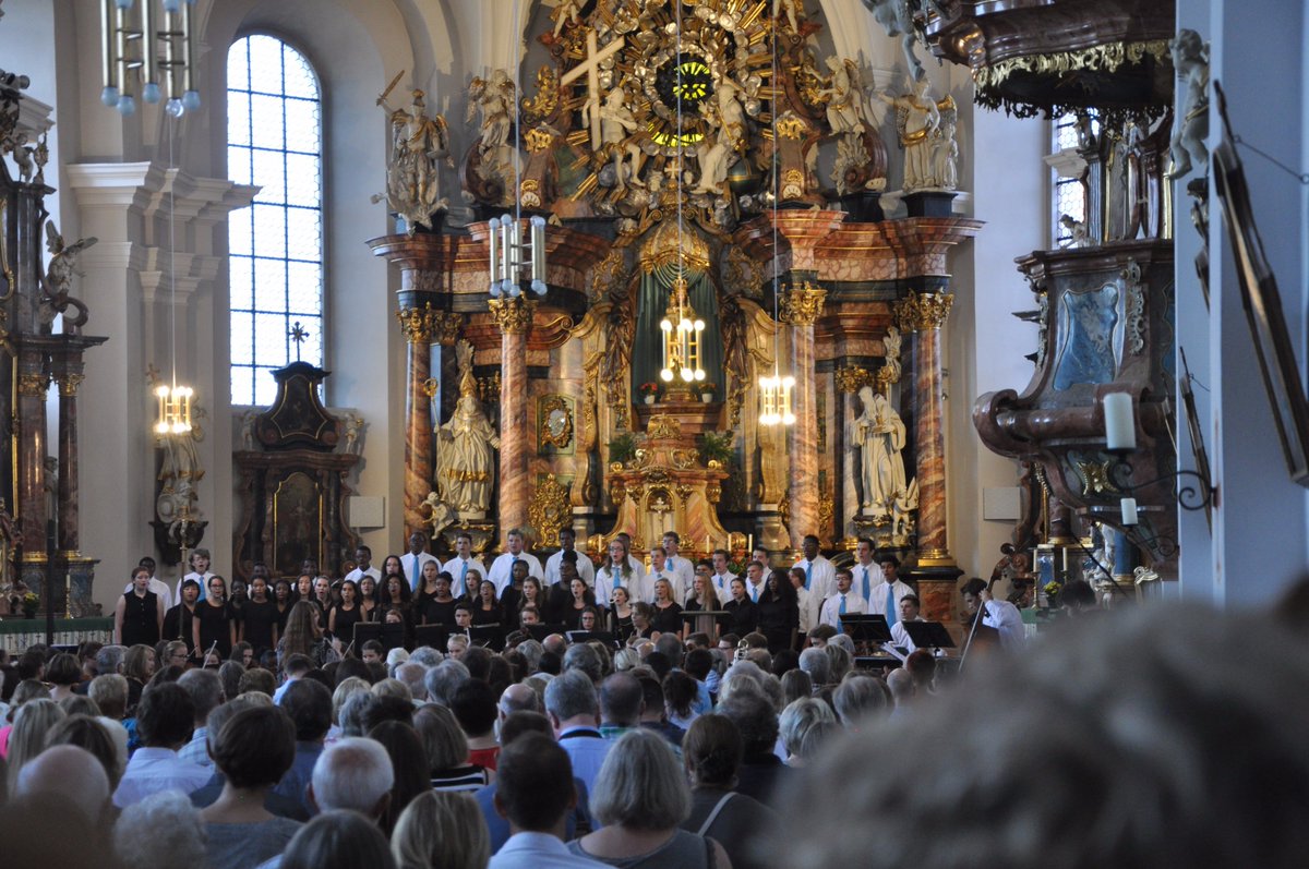 WilmChildChorus's tweet photo. Time flies! In less than 3 months WCC's high schoolers will return to Wilmington's Sister City of Fulda, Germany for our 5th cultural exchange with the Kammerorchester der Jugend Fulda! #WCCandKdJ4ever #WilmChildChorus #inWilm #netDE #SingServeStand https://t.co/rluRopsJMu