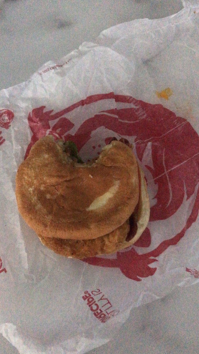 jamierooke1's tweet photo. Any chance of getting some food without a bite init @Wendys  your Wilson road location must be hungry. https://t.co/6xfOVzECgX
