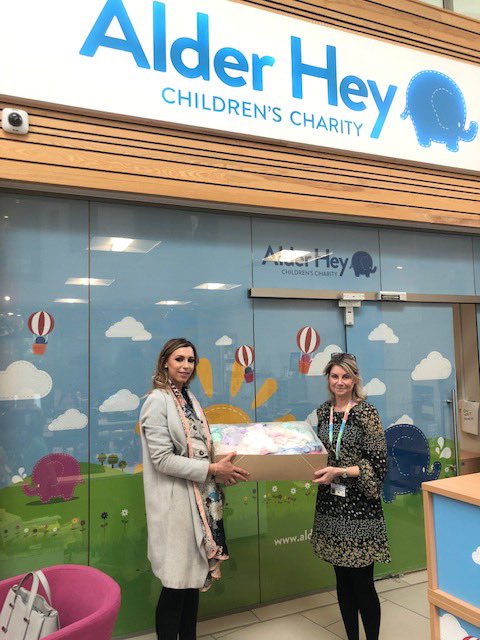 Here is our FD Annabel- winner of the Show You Care Award ⁦<a href="/BeingCoop/">Being Coop</a>⁩ <a href="/CoopFuneralcare/">Co-op Funeralcare</a>⁩ showing us why she won. Delivering donated knitted baby hats and blankets to hospitals around the area and as far as Uganda! #alderhey #royalmanchesterchildrenshospital #showyoucare