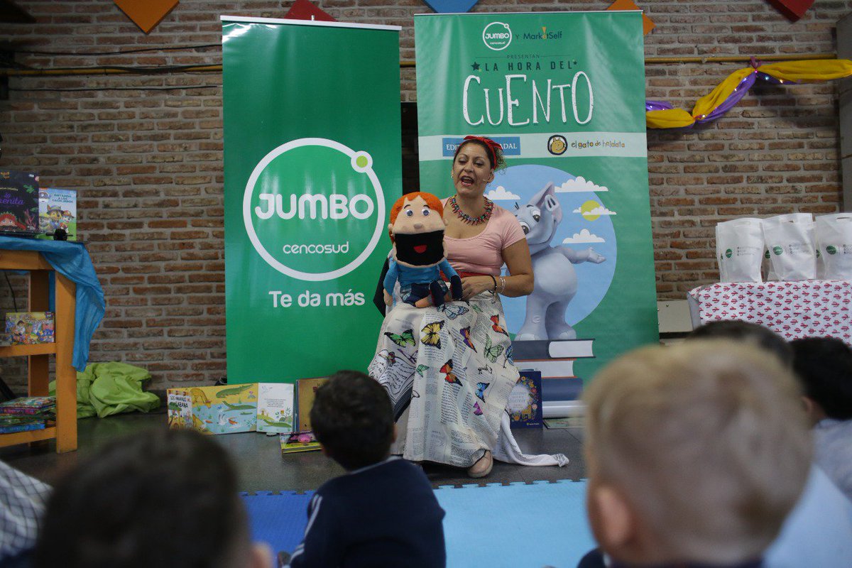 centralctl's tweet photo. Central CTL en conjunto con el área de Responsabilidad Social Empresarial de Jumbo Argentina organizó "La hora del cuento" para los niños del hogar casa abrigo.
En la actividad participaron cerca de 20 niños que disfrutaron de una tarde de juegos y muchos cuentos.
#CentralCTL https://t.co/8WmKoceIwC