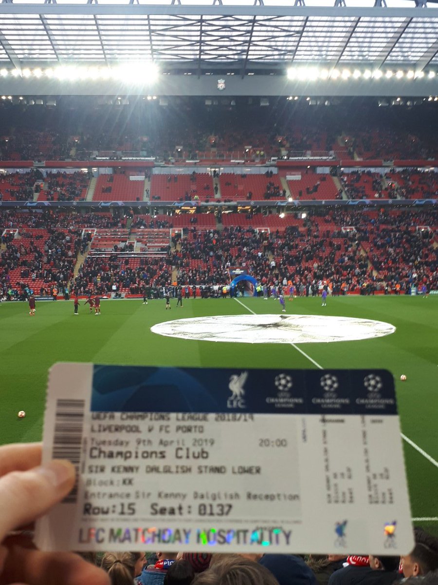 BenSoleyIcons's tweet photo. Reasons to love my job...
Thanks to @icons_football and @UEFA @ChampionsLeague https://t.co/GSfEUi1b1s