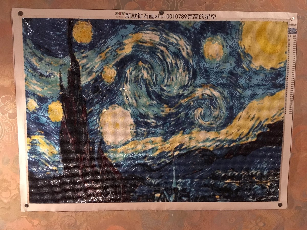 kakiitis12's tweet photo. It took me almost a year to do this diamond painting! And it is huge! 😁@Hi5DopeorNope  @like4lis https://t.co/KFcrLItHKx