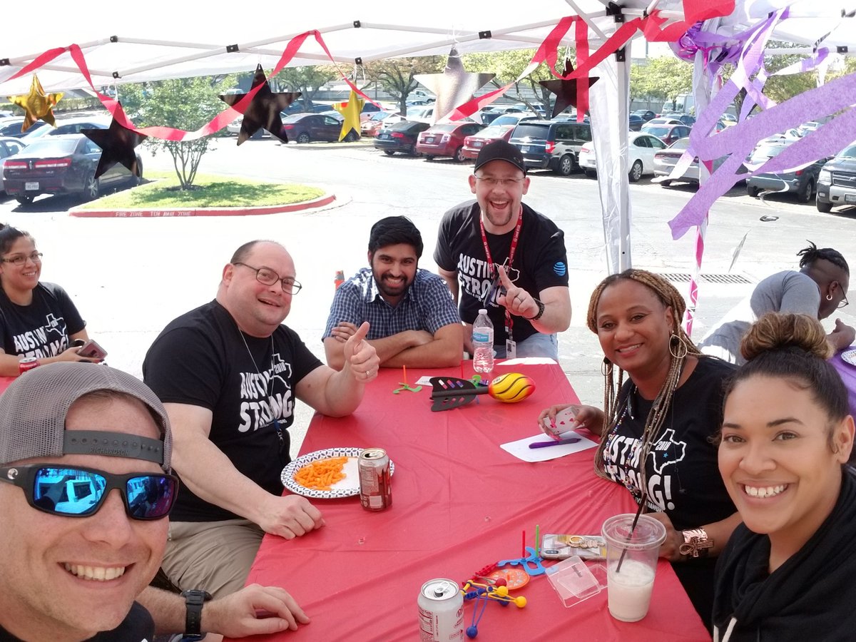 MSS Spirit Day!  The Untouchables BBQ n Spades!  #workhardplayhard #TUGGLENATION <a href="/Austin_MSS/">Austin MSS CC</a>
