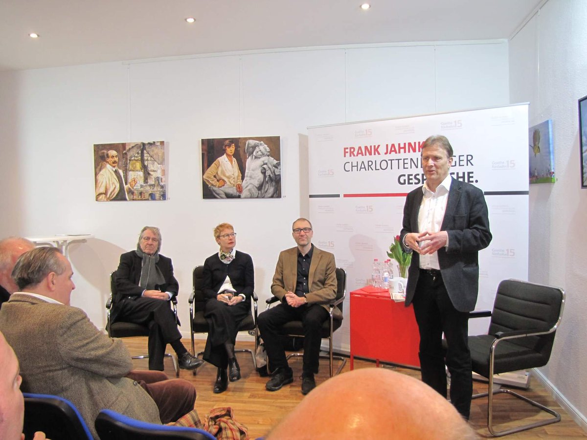 frank_jahnke's tweet photo. Heute habe ich mit Regula Lüscher, Gottfried Kupsch und Daniel Buchholz über die Zukunft der City-West diskutiert. Danke für dieses spannende Charlottenburger Gespräch und das große Interesse! https://t.co/JAslqi8bIp